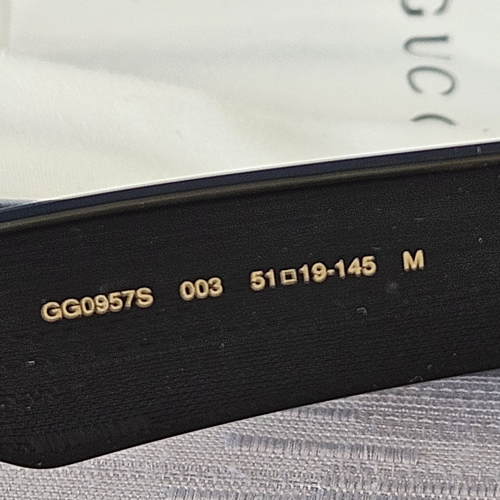 Gucci Black Frame Cat Eye Sunglasses NWOT - Picture 4 of 6